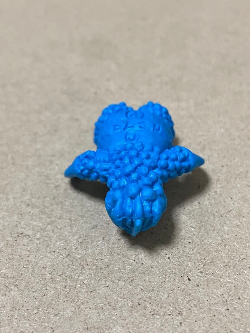 ツルク星人　怪獣　消しゴム　青色　ウルトラマン