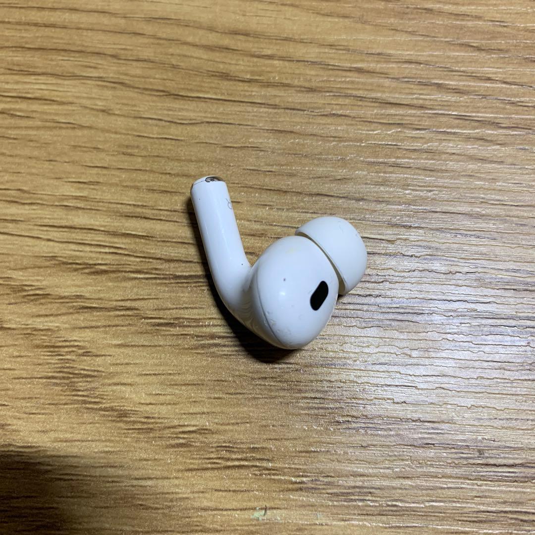 Apple AirPods Pro 第二世代　lightning 右耳　右側　右