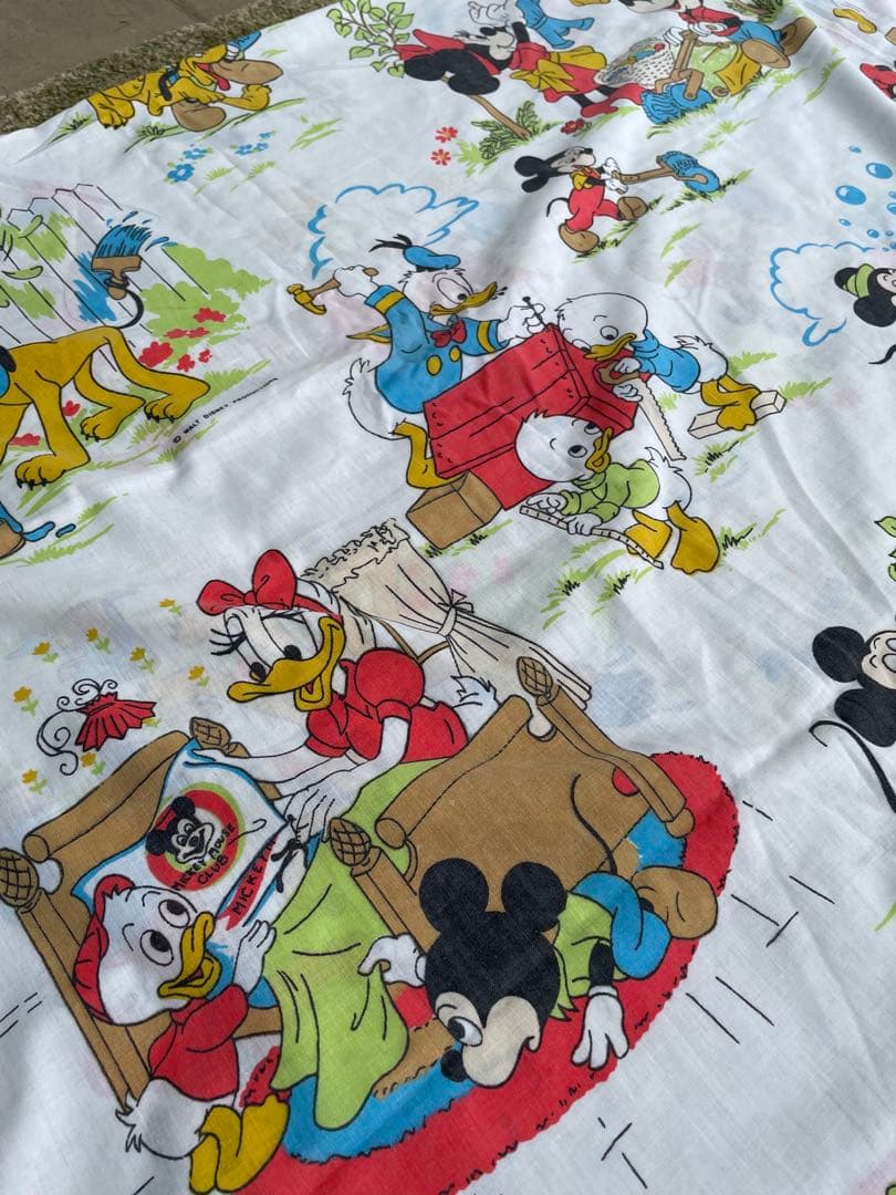 ヴィンテージシーツディズニーお手伝い200×240フラットシーツ レトロミッキー