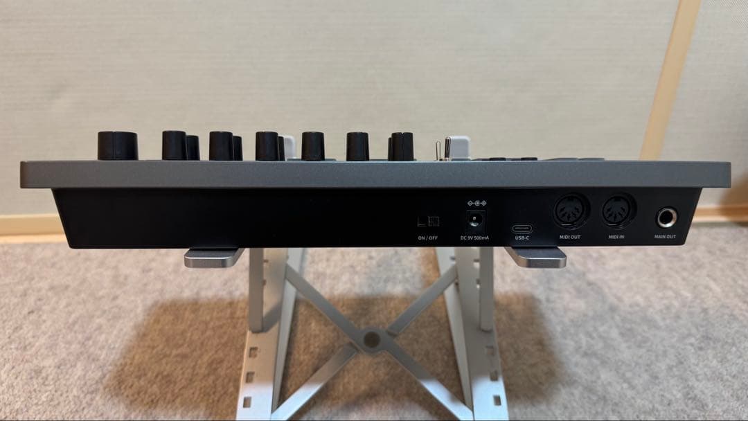 DONNER B1 ベースシンセサイザー