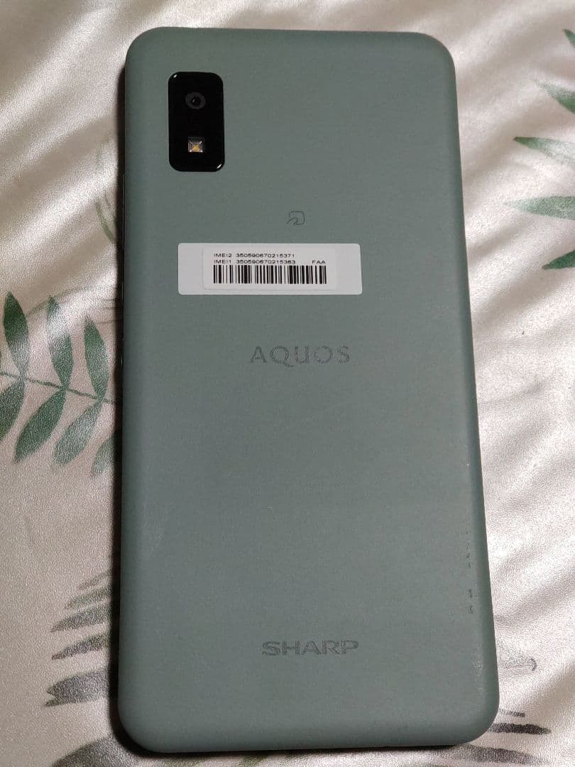 SHARP AQUOS wish SH-M20 SIMフリー　中古