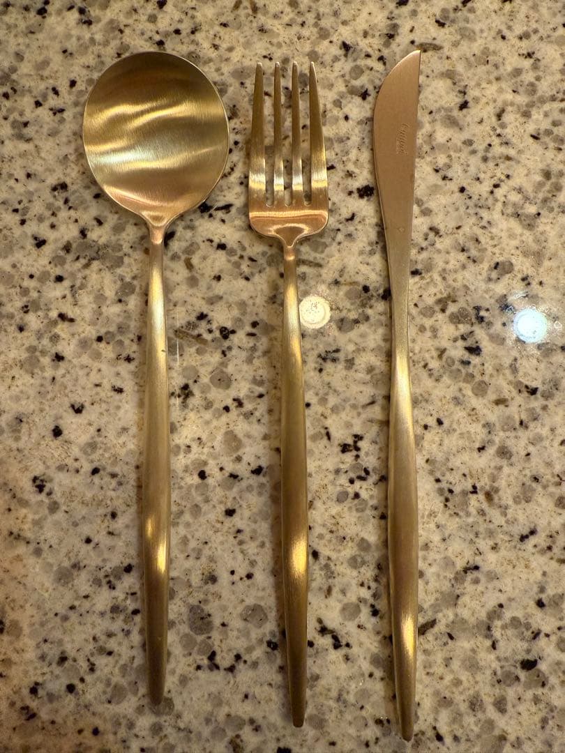 Cutipol Moon Champagne Gold カトラリーセット