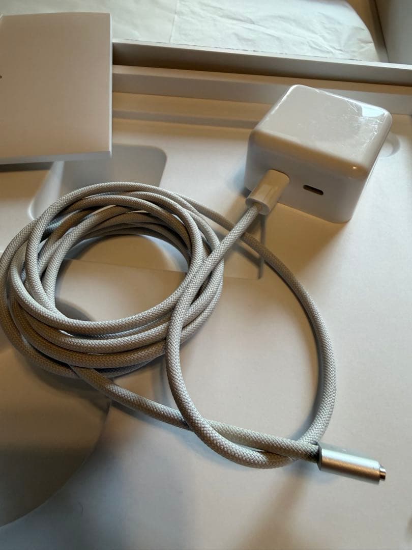 MacBookAir シルバー　M4 メモリ32GB SSD512GB