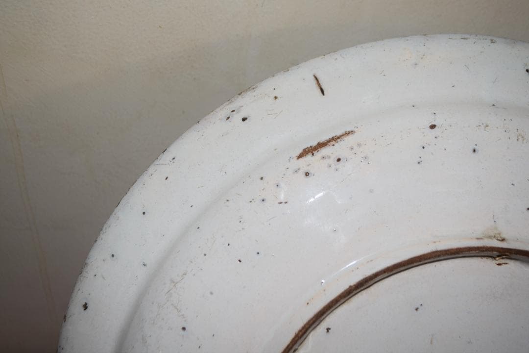 18世紀（1750年–1780年頃）デルフト チャージャー（壁掛皿）