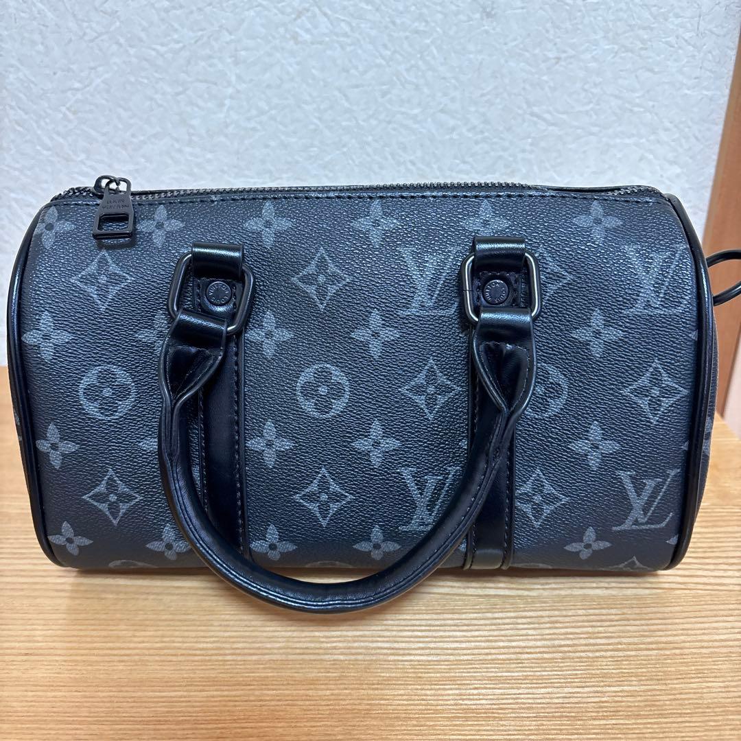 LOUIS VUITTON モノグラムブラック　ノベルティバッグ ストラップ