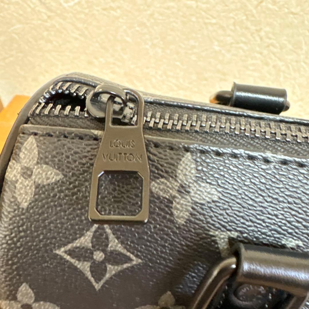 LOUIS VUITTON モノグラムブラック　ノベルティバッグ ストラップ