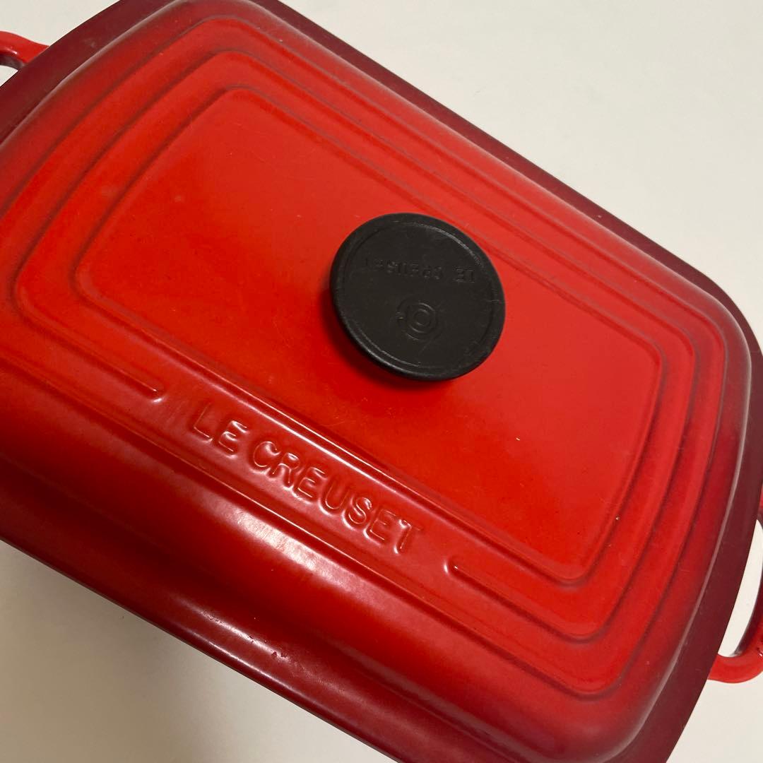 ま*ん様 LE CREUSET 鋳鉄製 レッド 両手鍋