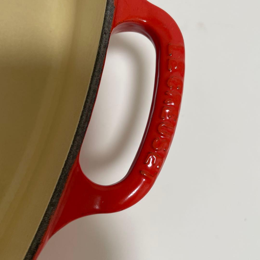 ま*ん様 LE CREUSET 鋳鉄製 レッド 両手鍋