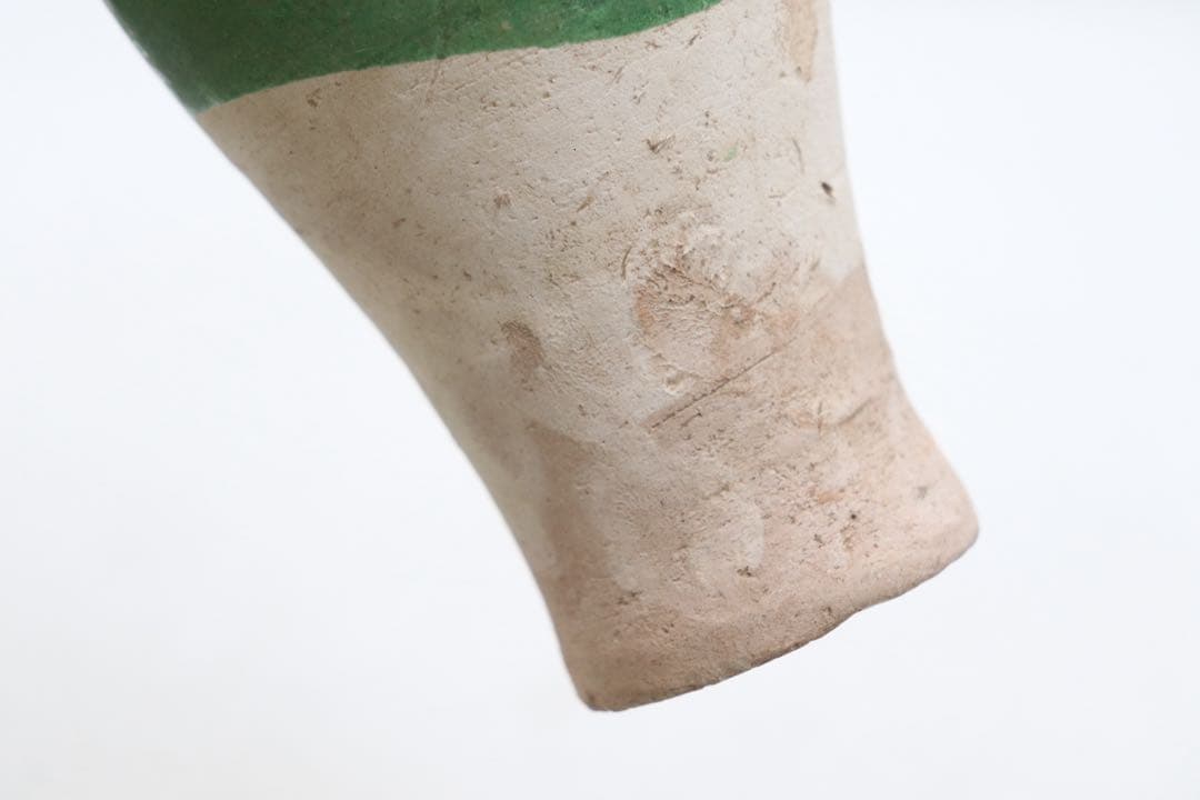 中国　唐時代　緑釉瓶　アンティーク　送料込み260104