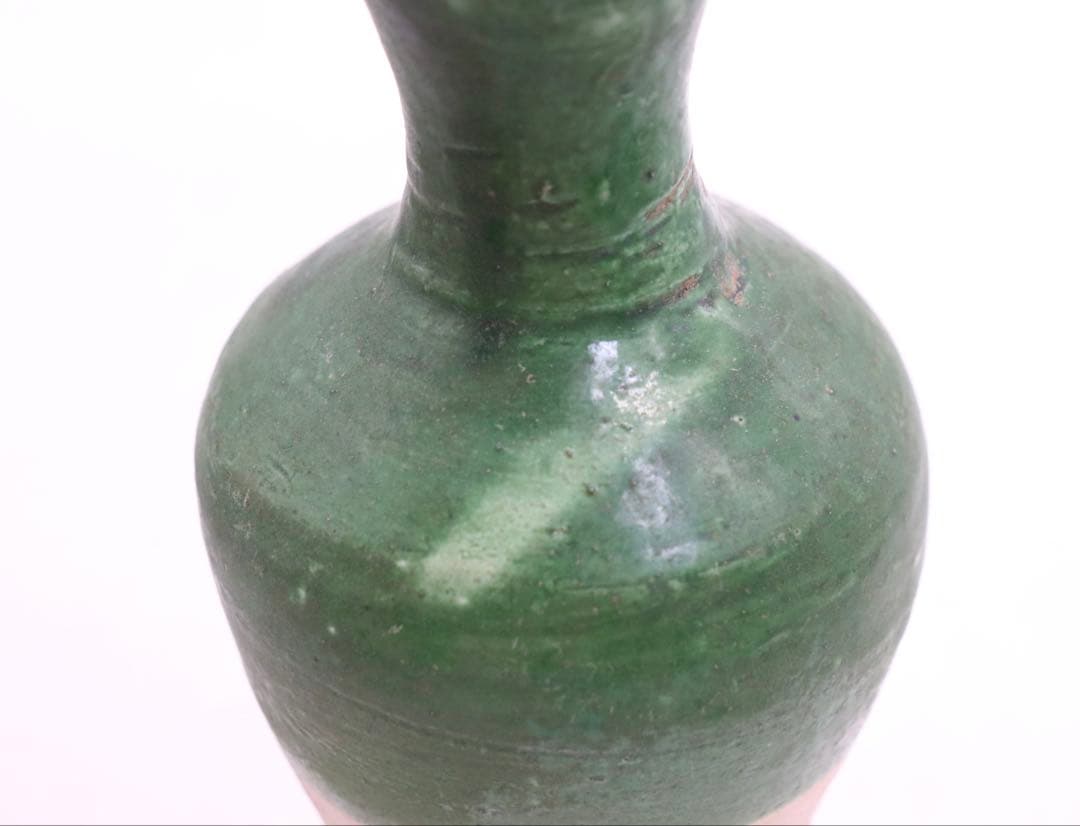 中国　唐時代　緑釉瓶　アンティーク　送料込み260104
