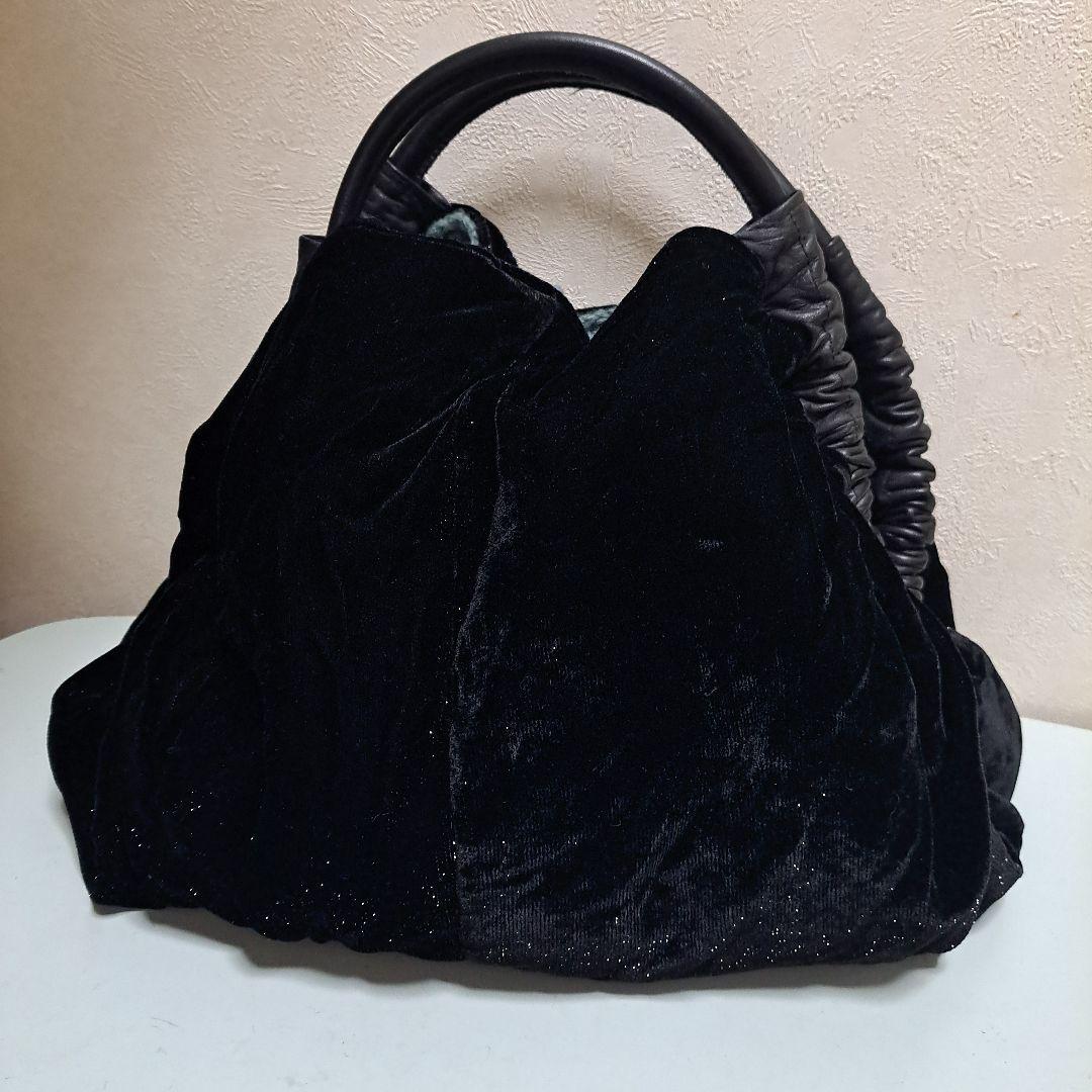 beaucoup　ボクゥ　フラワーモチーフ ハンドバッグ