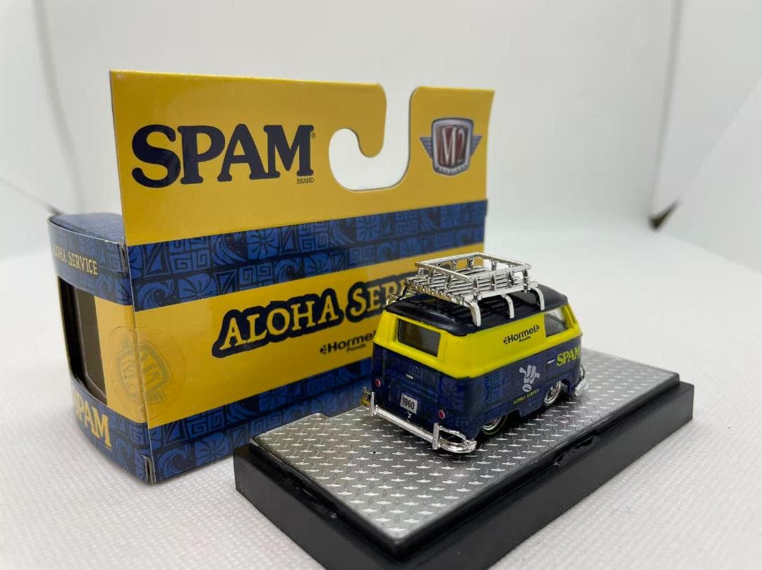 ミニカー 4R-6001 M2 1/64 1960 VW Delivery Van R97