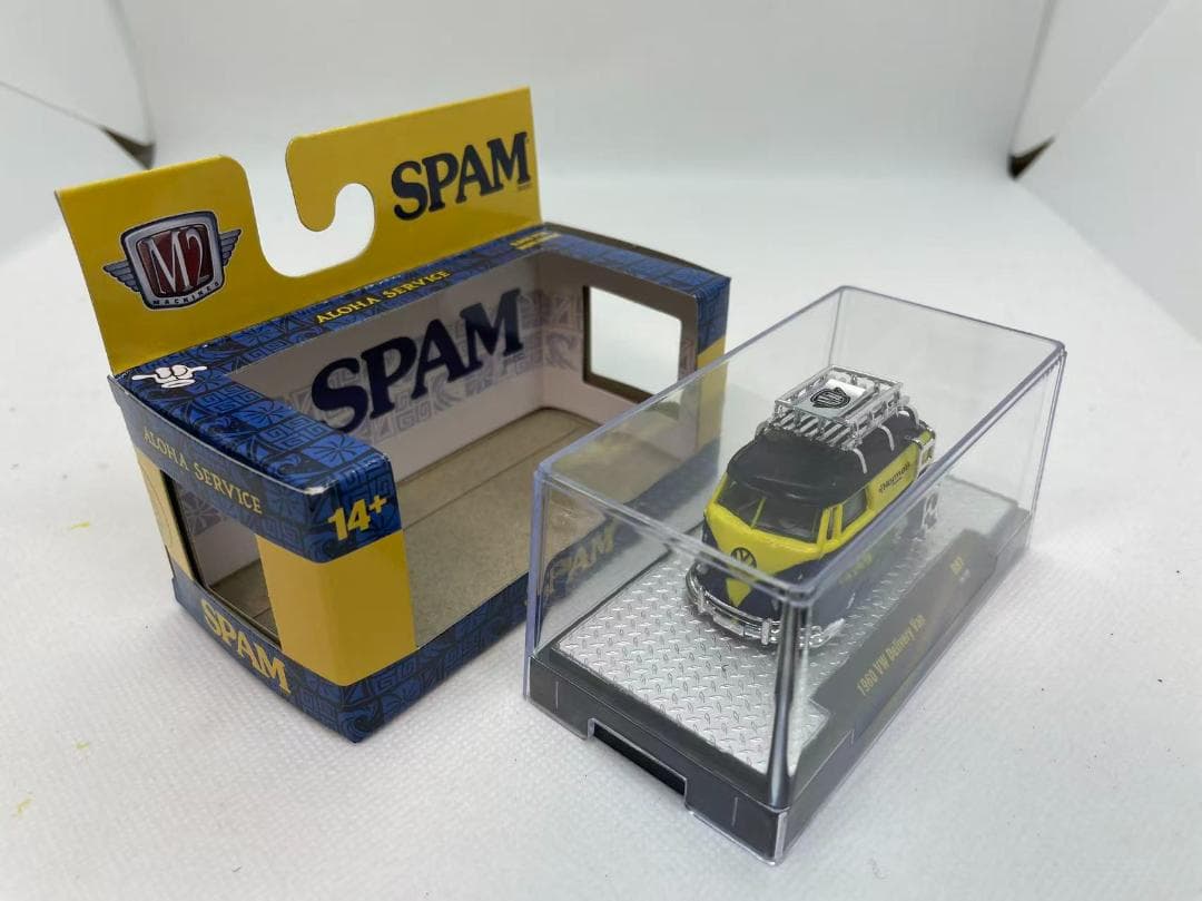 ミニカー 4R-6001 M2 1/64 1960 VW Delivery Van R97