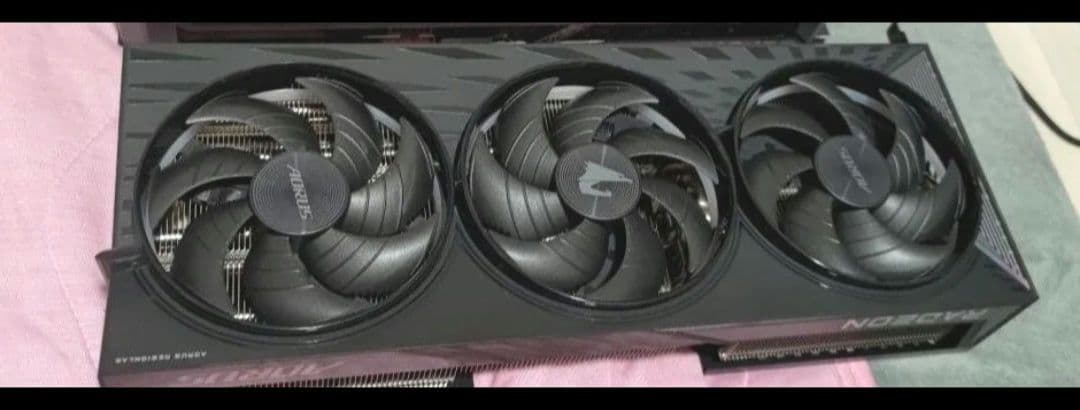 グラフィックボード・グラボ・ビデオカード RX 9070 XT 16GB aorus elite