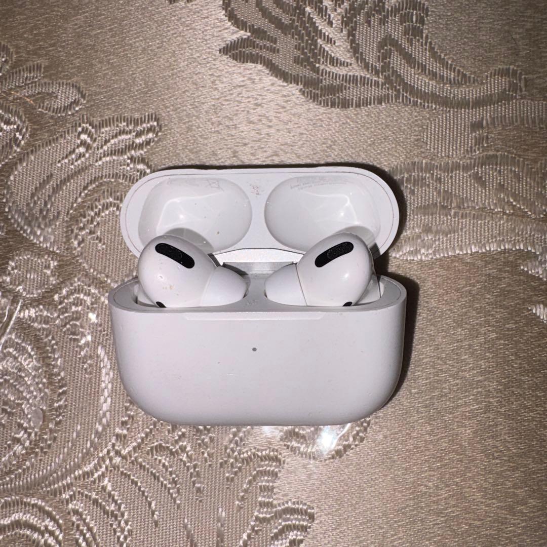 AirPods Pro 完品