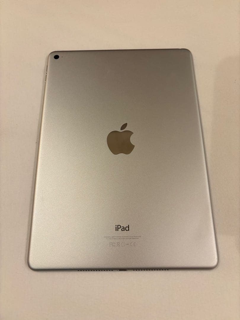 Apple iPad Air 2 128GBシルバー