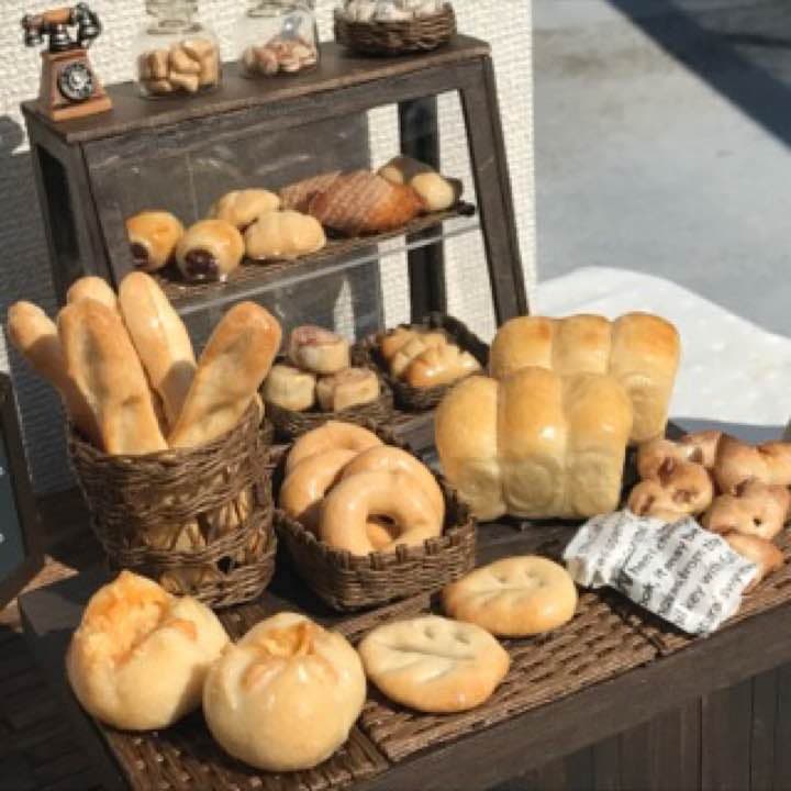 ブライスドールハウス　本物パンのパン屋さん　ブライスちゃんもご一緒にどうぞ