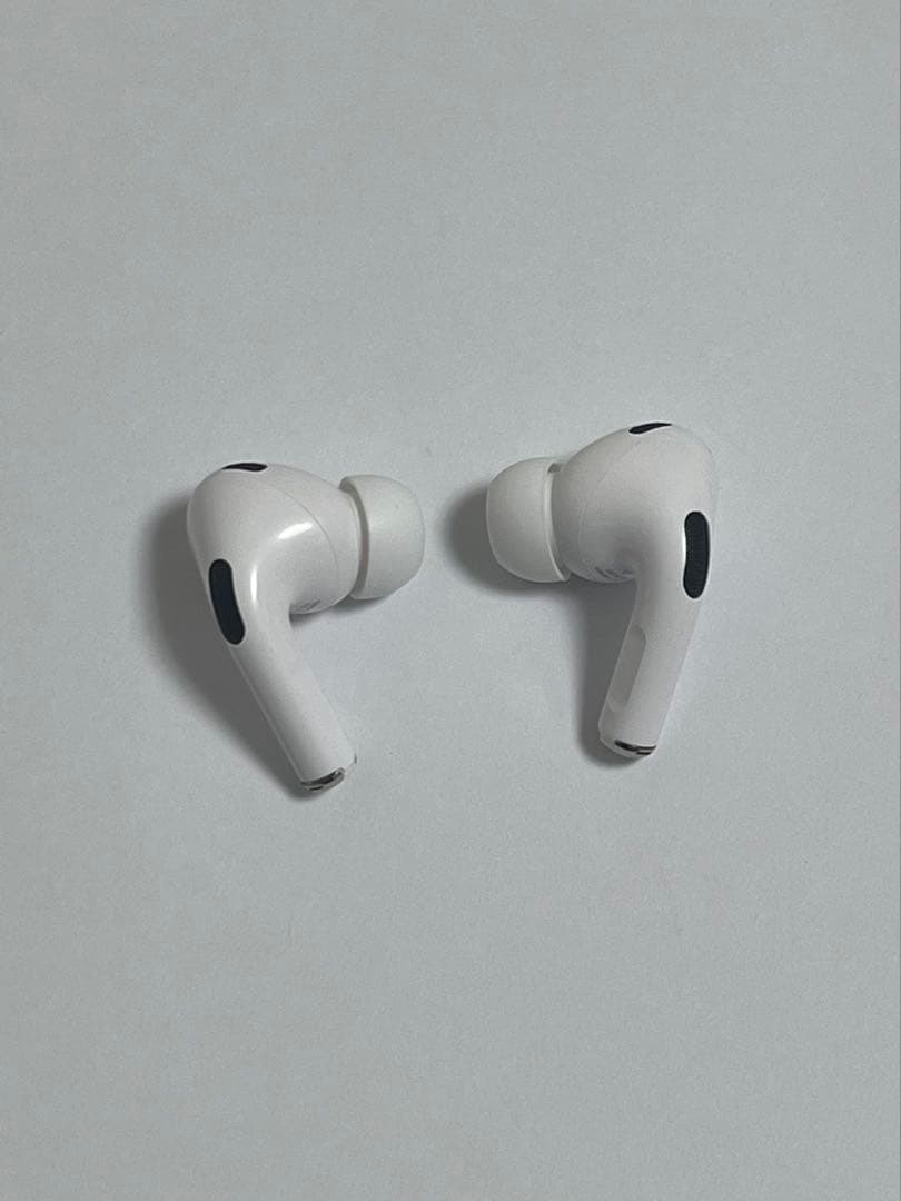 AirPods Pro 2 本体 付属品付き Lightning充電