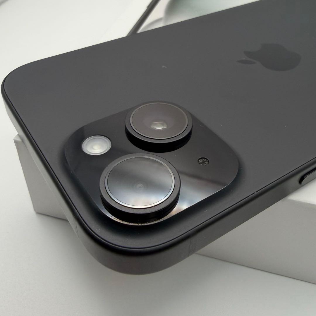 【最終値下げ】Apple iPhone 15 ブラック 本体 箱付 256GB