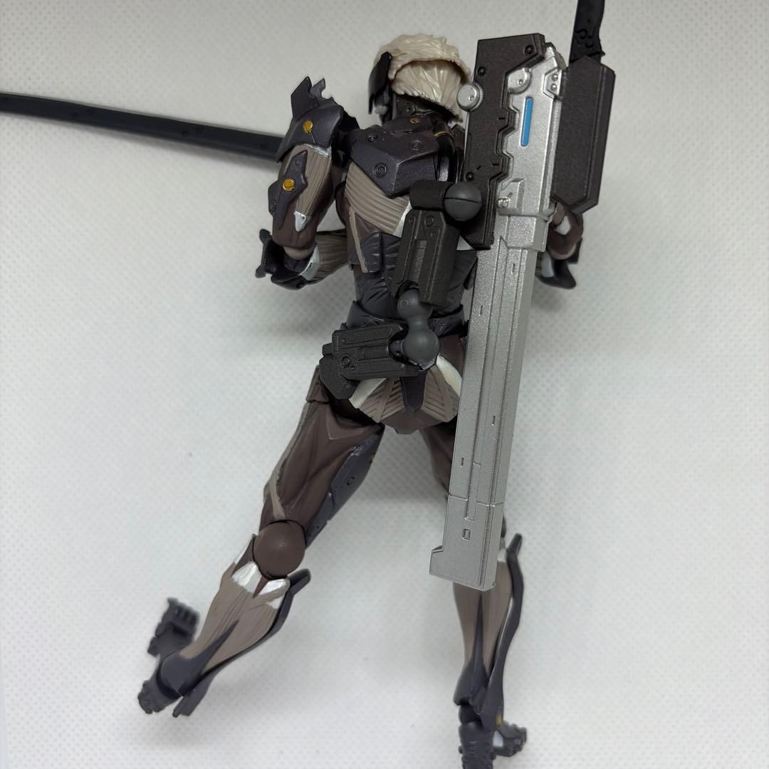 リボルテックヤマグチ　雷電 　海洋堂