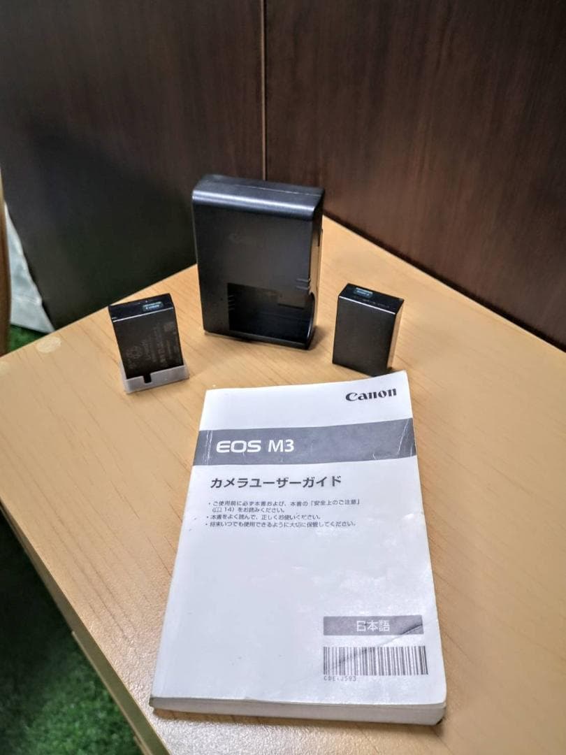 Canon ミラーレス一眼カメラ EOS M3 ダブルズームキット＋マイク等