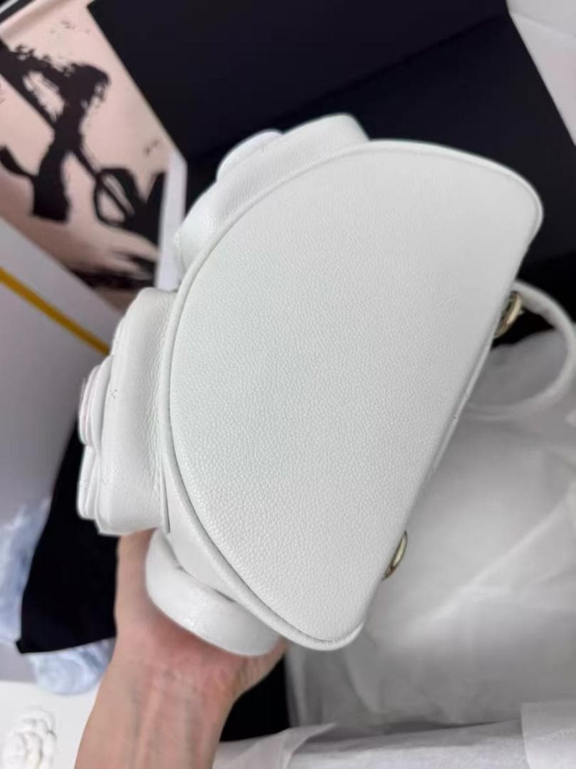 新品・ノベルティ ☆ 非売品 ホワイト キルティングバックパック