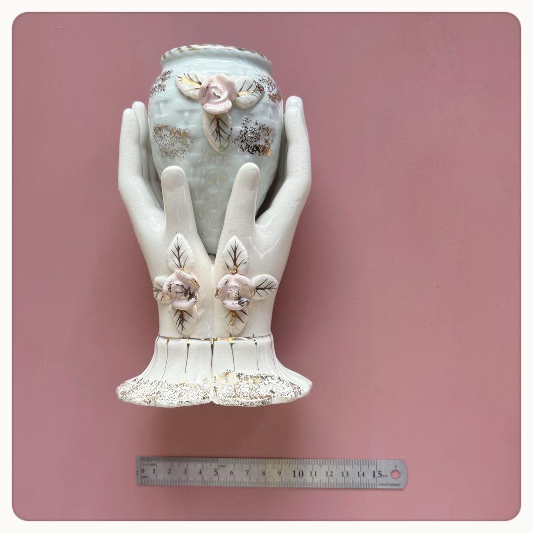 ヴィンテージ　ハンドモチーフ　フラワーベース　花瓶