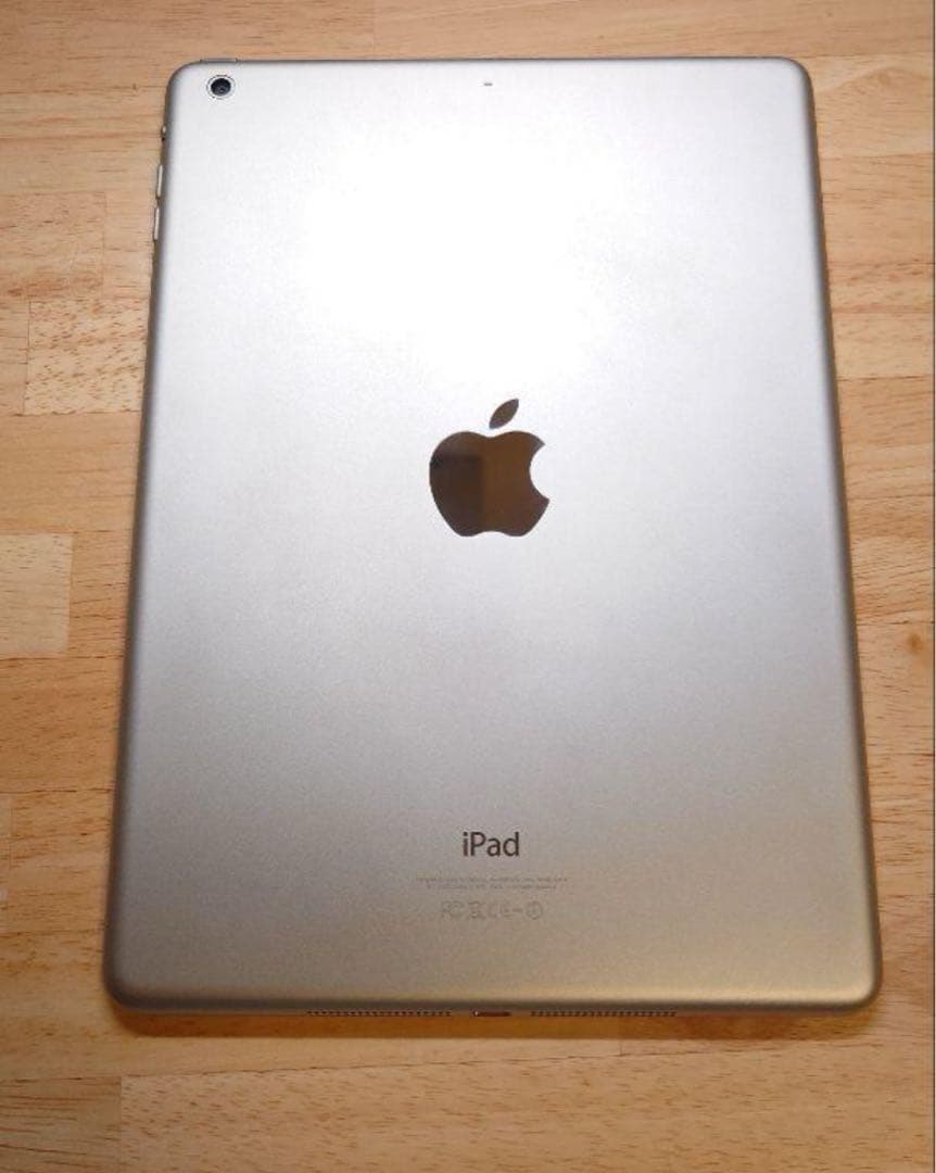 Apple iPad Air第1世代 16GBシルバー