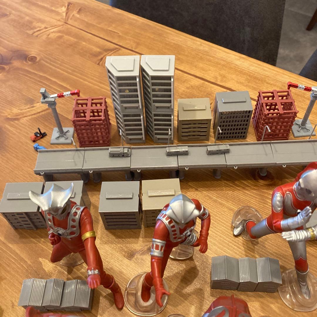 アルティメットルミナス　ウルトラマン　ストラクチャー