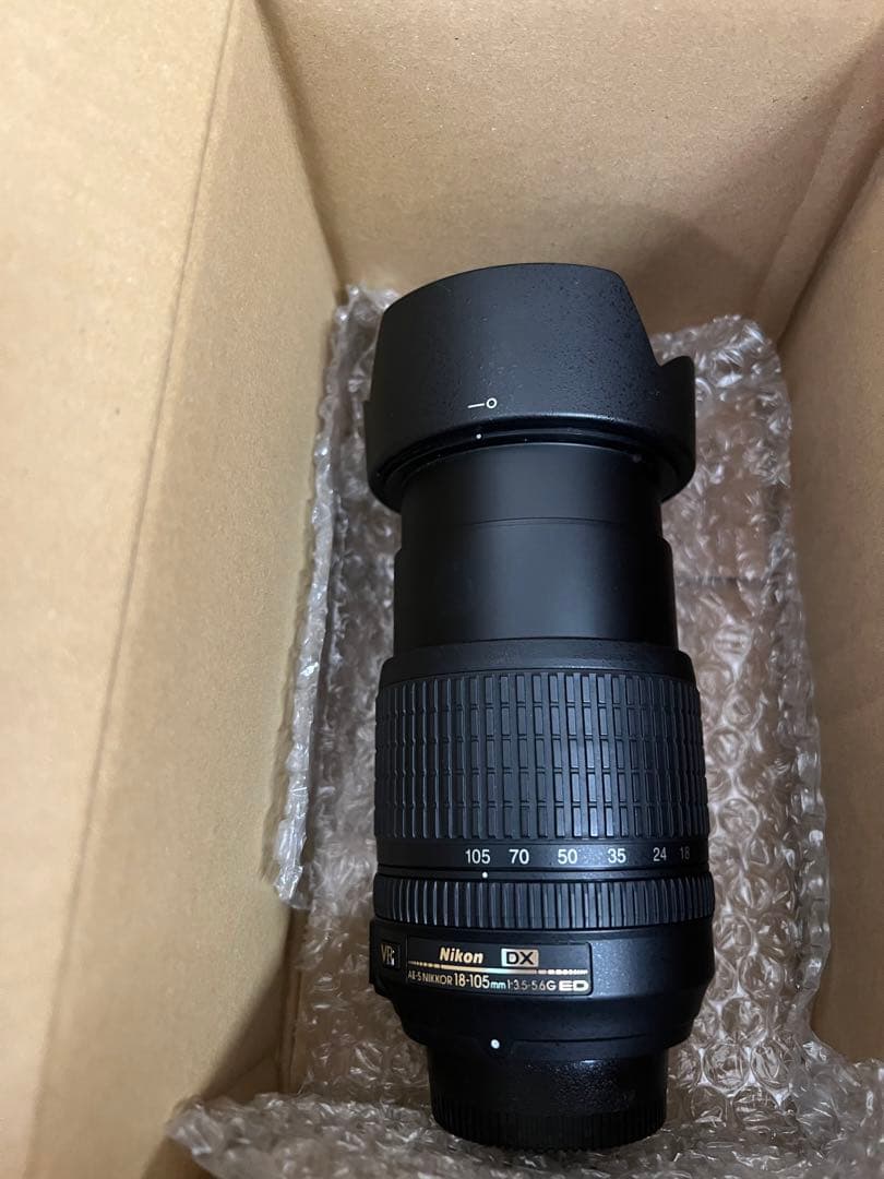 NikonD7000 +18-105mmレンズ + 純正グリップ価格交渉可能です