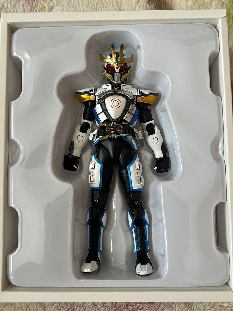 【輸送箱付き】真骨彫製法 仮面ライダーイクサ