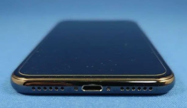 Apple iPhone X 本体