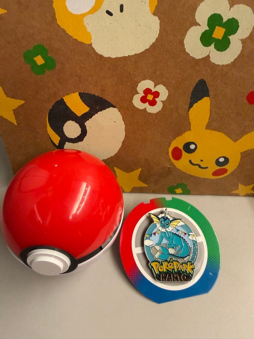 ポケパークカントー　ピンバッジ シャワーズ