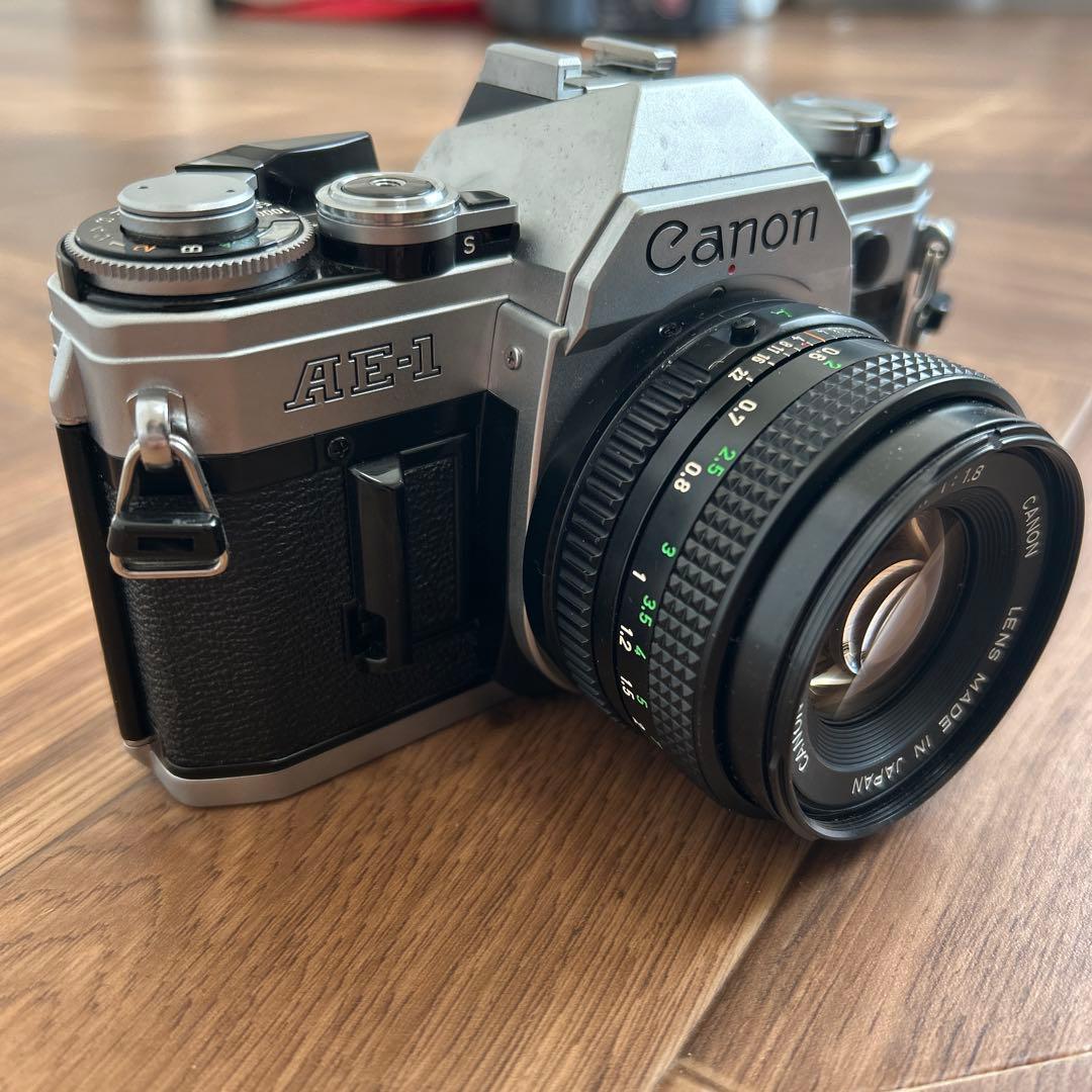フィルムカメラ canon AE1