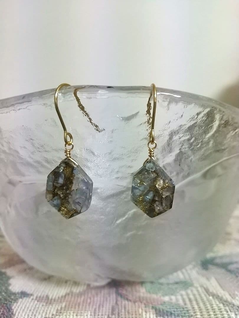 ♥️天然石ピアス♥️No.73★1400円★タンザナイトコッパートリプレット