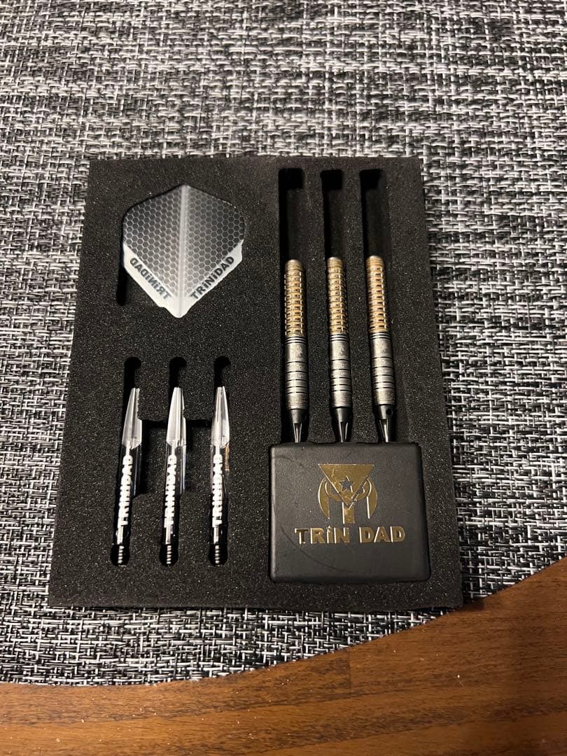 ダーツ トリニダード　岩田夏海 バレンタイン限定モデル2025