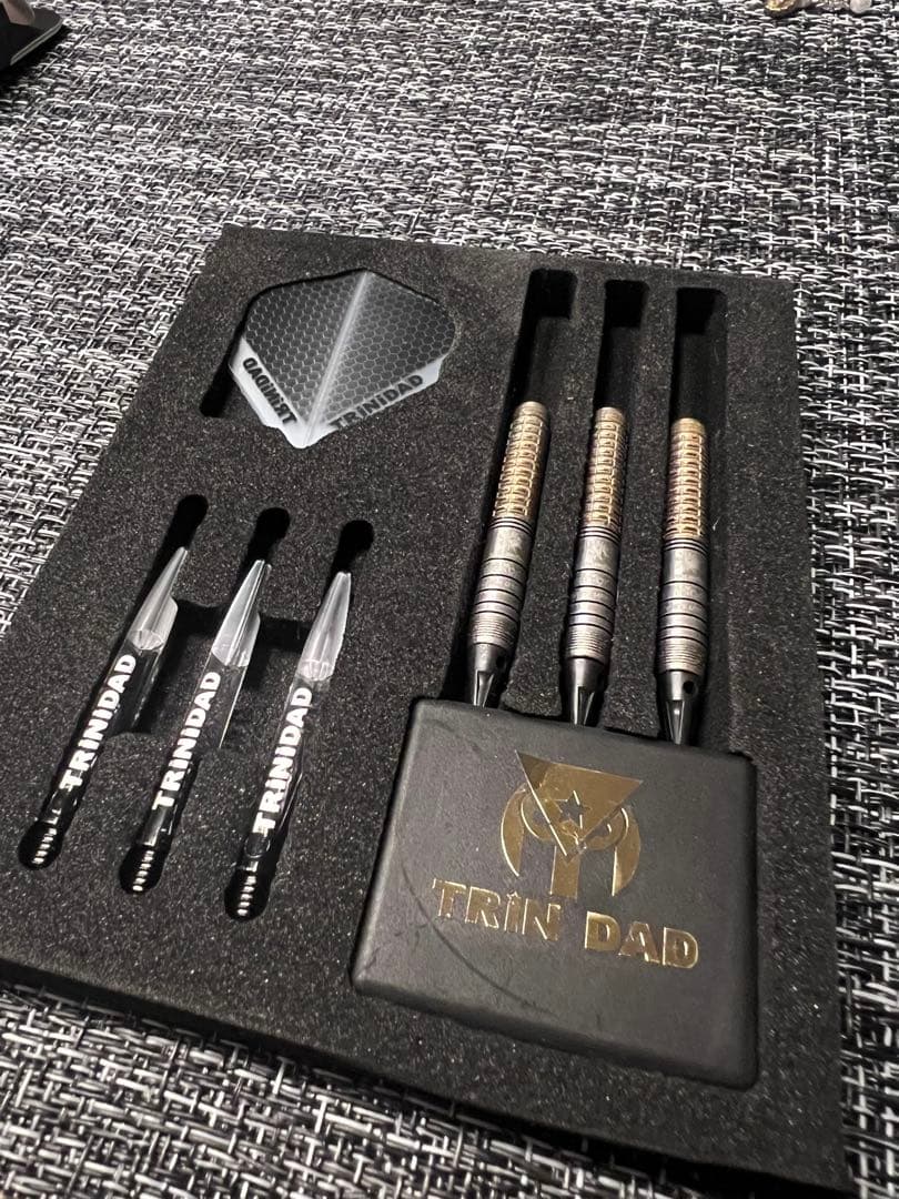 ダーツ トリニダード　岩田夏海 バレンタイン限定モデル2025