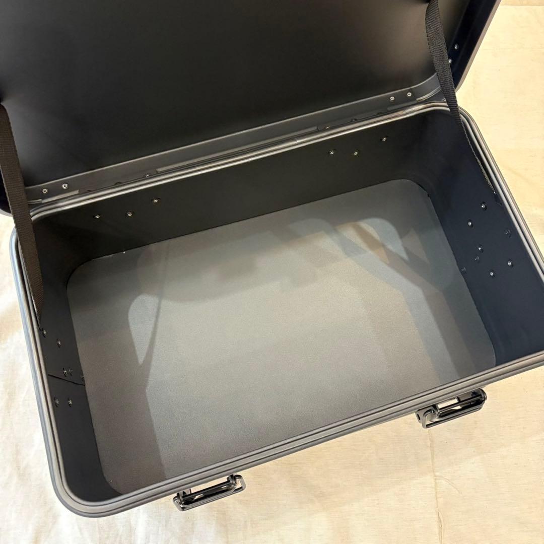 新品未使用 VENTLAX アルミコンテナ 25L BLACK