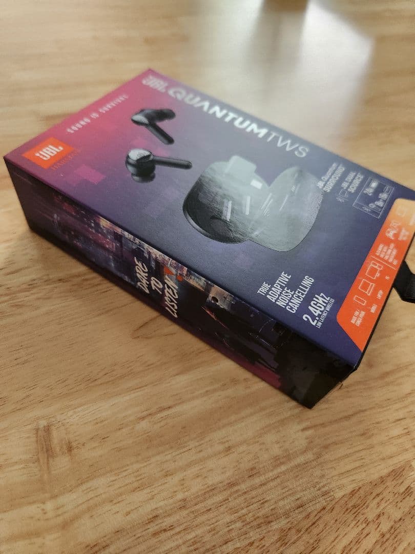 JBL Quantum TWS ワイヤレスイヤホン