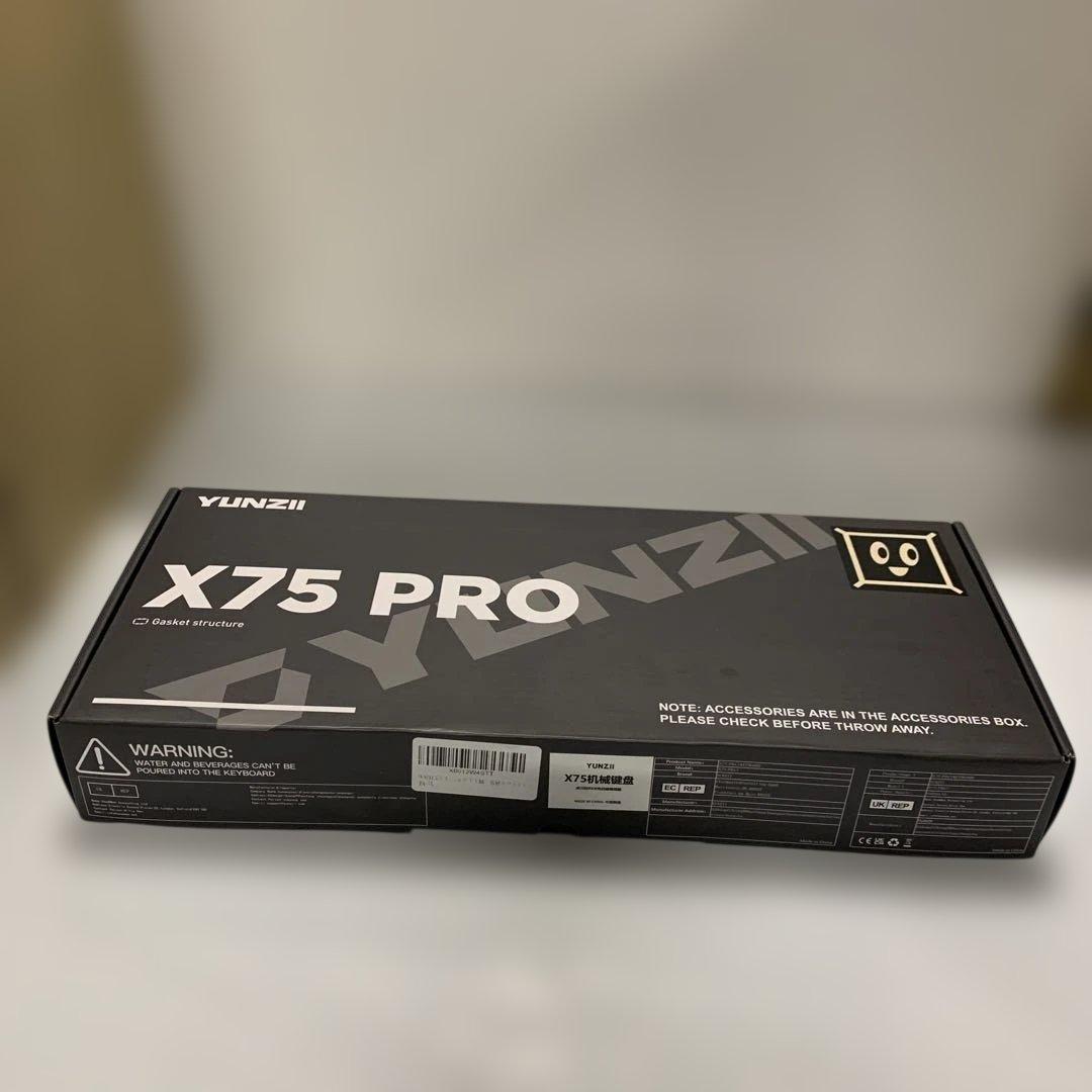 YUNZII X75 ホットスワップメカニカルキーボード