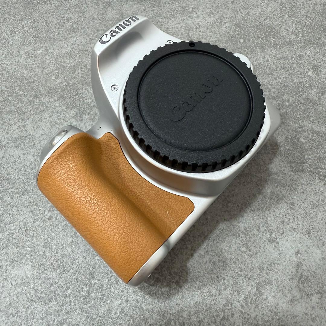 Canon EOS Kiss X9 シルバー レンズセット