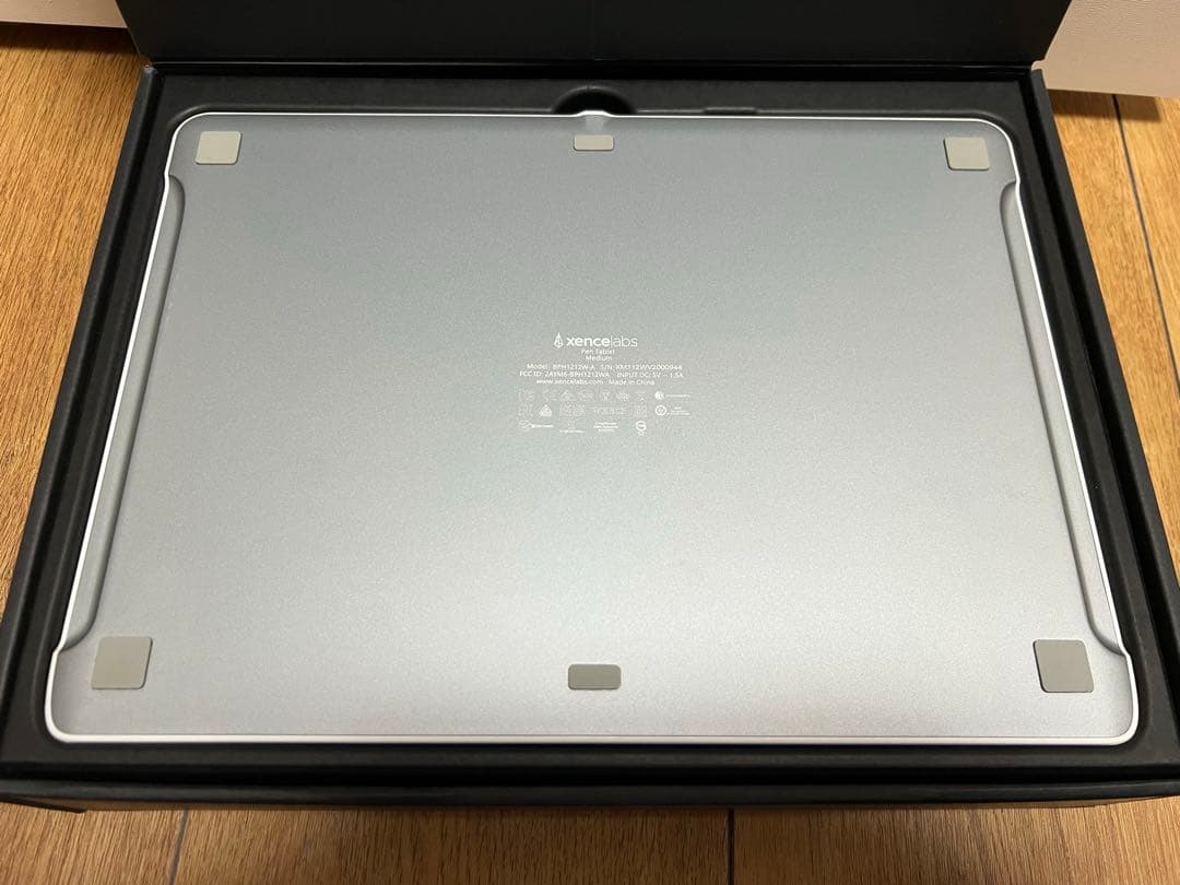 引かれたサム XENCELABS ペンタブレット