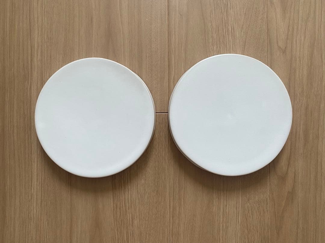 直井真奈美さん　白台皿　2枚セット