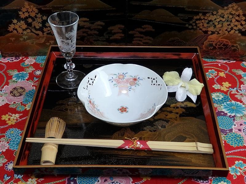 大聖寺伊万里　白磁　透かし　稲束に花の図　向付　２客　E161AS-BZu