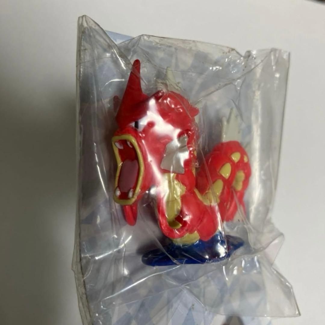 赤いギャラドス　モンコレ　非売品