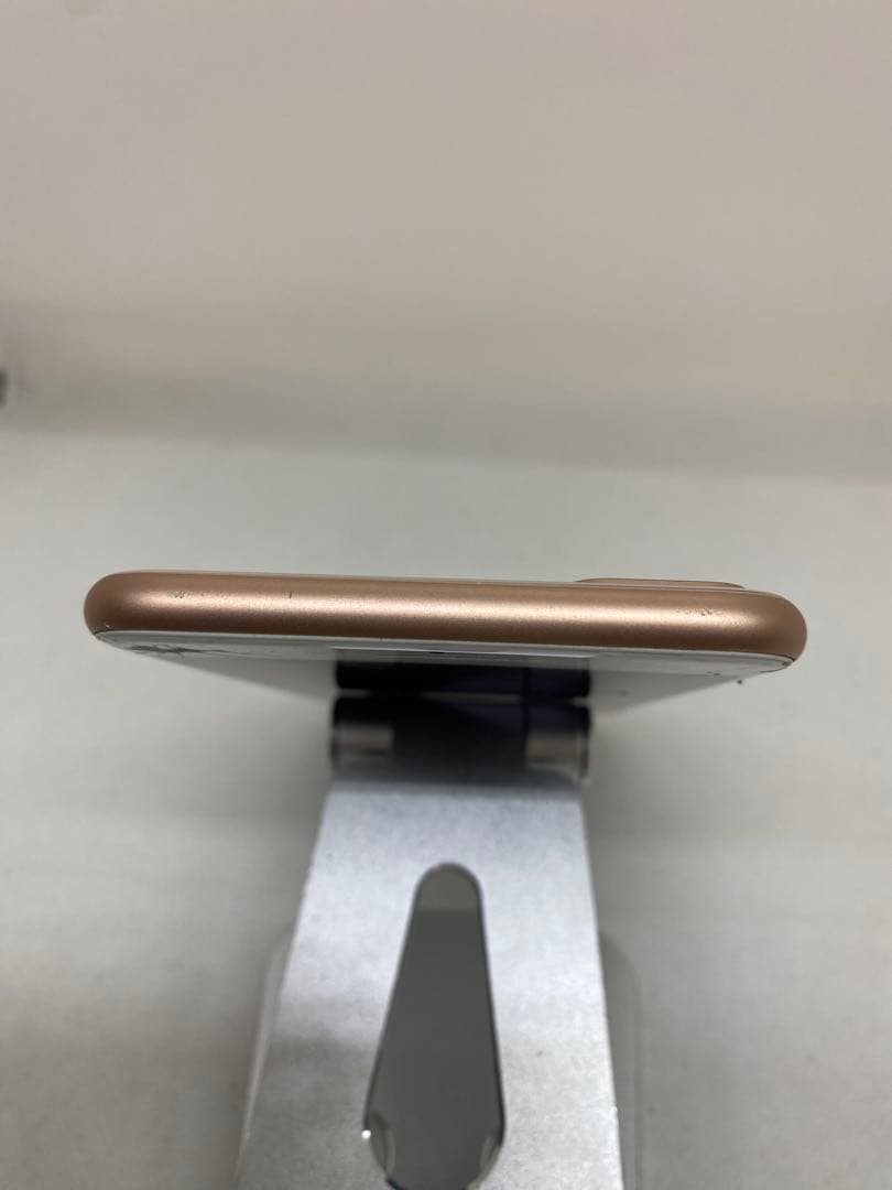 Iphone 8 Plus 64GB Sim フリー　75198