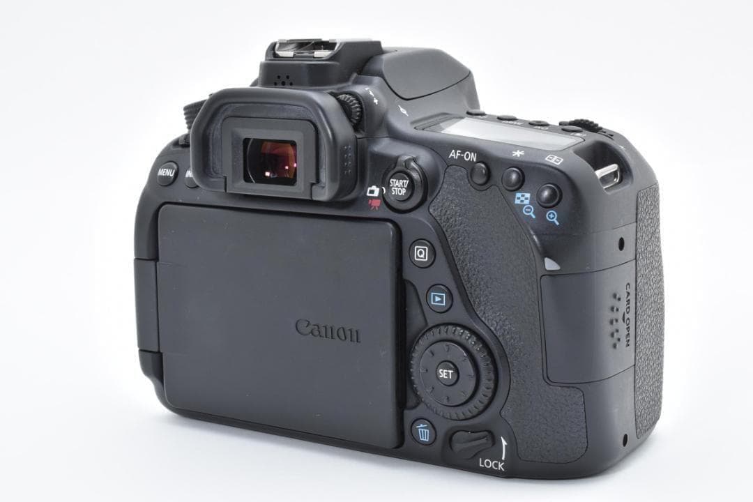 ■ 美品 ■ キヤノン　Canon EOS 80D レンズキット