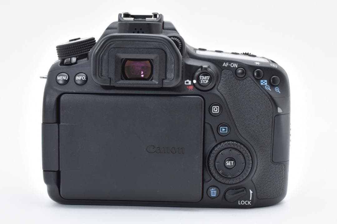 ■ 美品 ■ キヤノン　Canon EOS 80D レンズキット