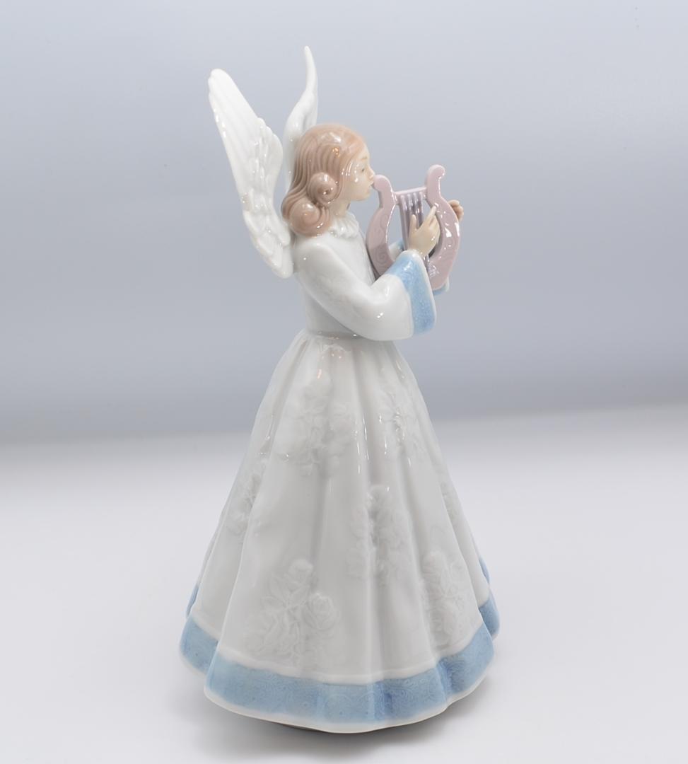 ハープを持つ天使　＃5830　★リヤドロ　スペイン　ポーセリン　光沢仕上げ　絶版