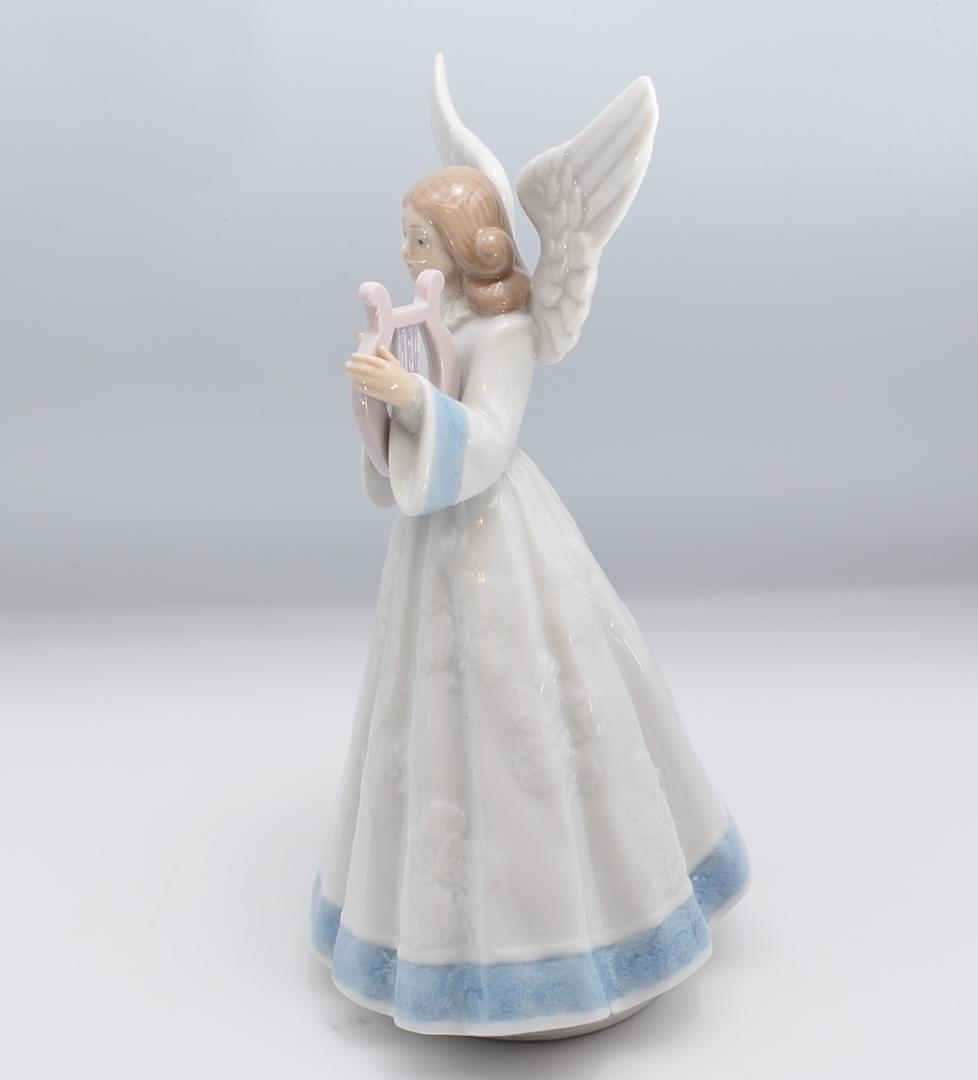 ハープを持つ天使　＃5830　★リヤドロ　スペイン　ポーセリン　光沢仕上げ　絶版